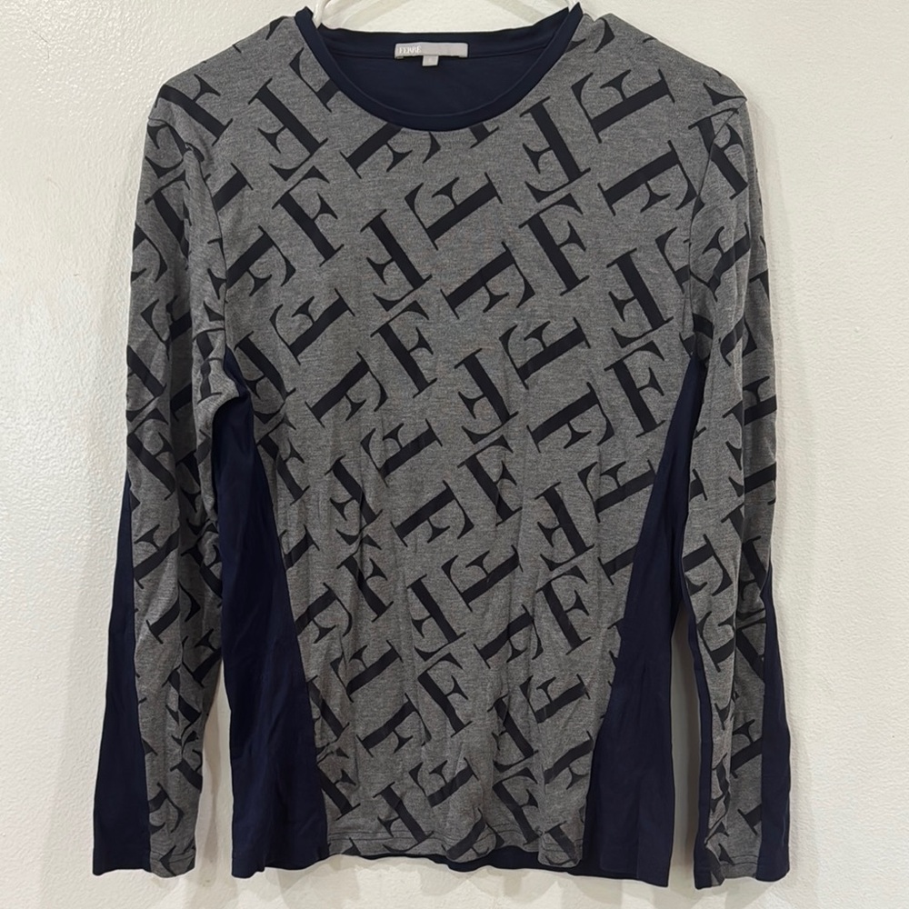 Gray and Black Graphic Long Sleeve Fitted Tee